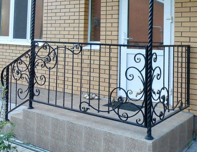 кованые и сварные перила Яхрома